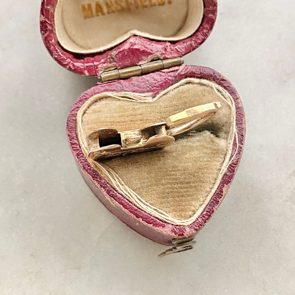 Thumbnail: Antique 9ct gold opening heart padlock hand engraved 'Oct 7th 1916'
