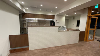 【デザイン・施工実績｜店舗内装デザイン】飼い主との癒しの空間ドッグカフェ店-神戸市灘区｜Eテンポ厨房.COM｜大阪