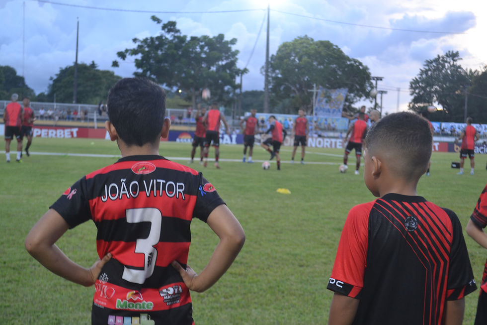 Além do jogo: ação aproxima atletas da base, jogadores e torcedores durante partida da Copa Norte