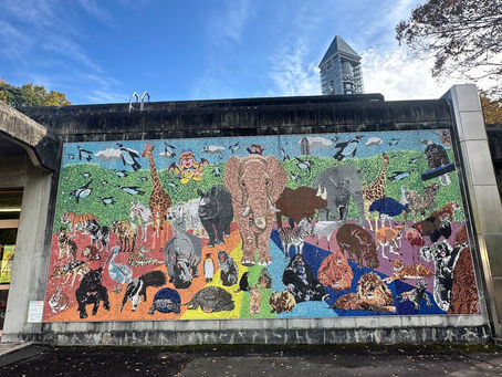 "A TRIP TO THE ZOO"