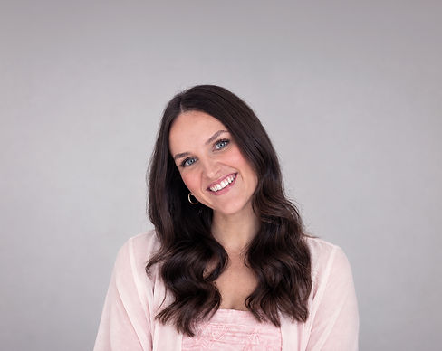 Headshot Amber 2.jpg