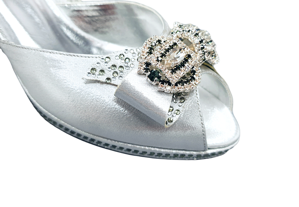 Thumbnail: Claudia, mid-heel silver shoes and matching bag set