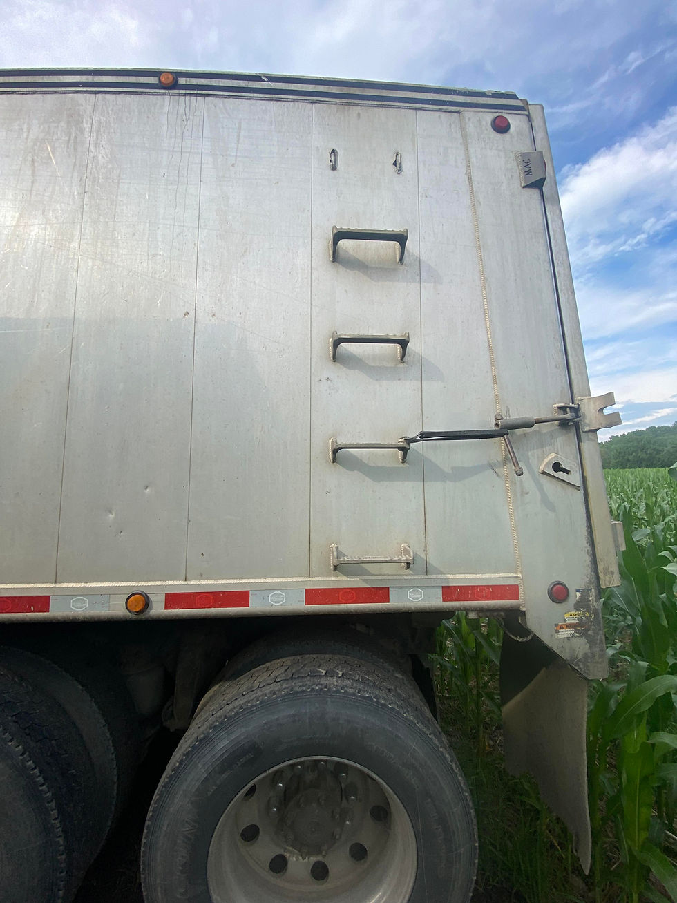 Thumbnail: 2015 Freightliner 122SD Tri-Axle Dump Truck