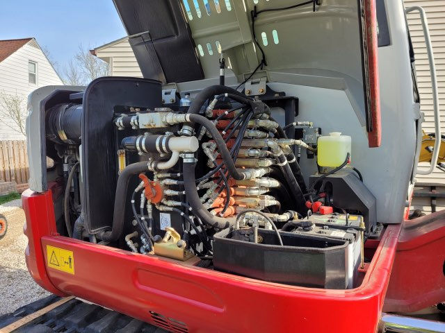 Thumbnail: 2015 TAKEUCHI TB260 EXCAVATOR