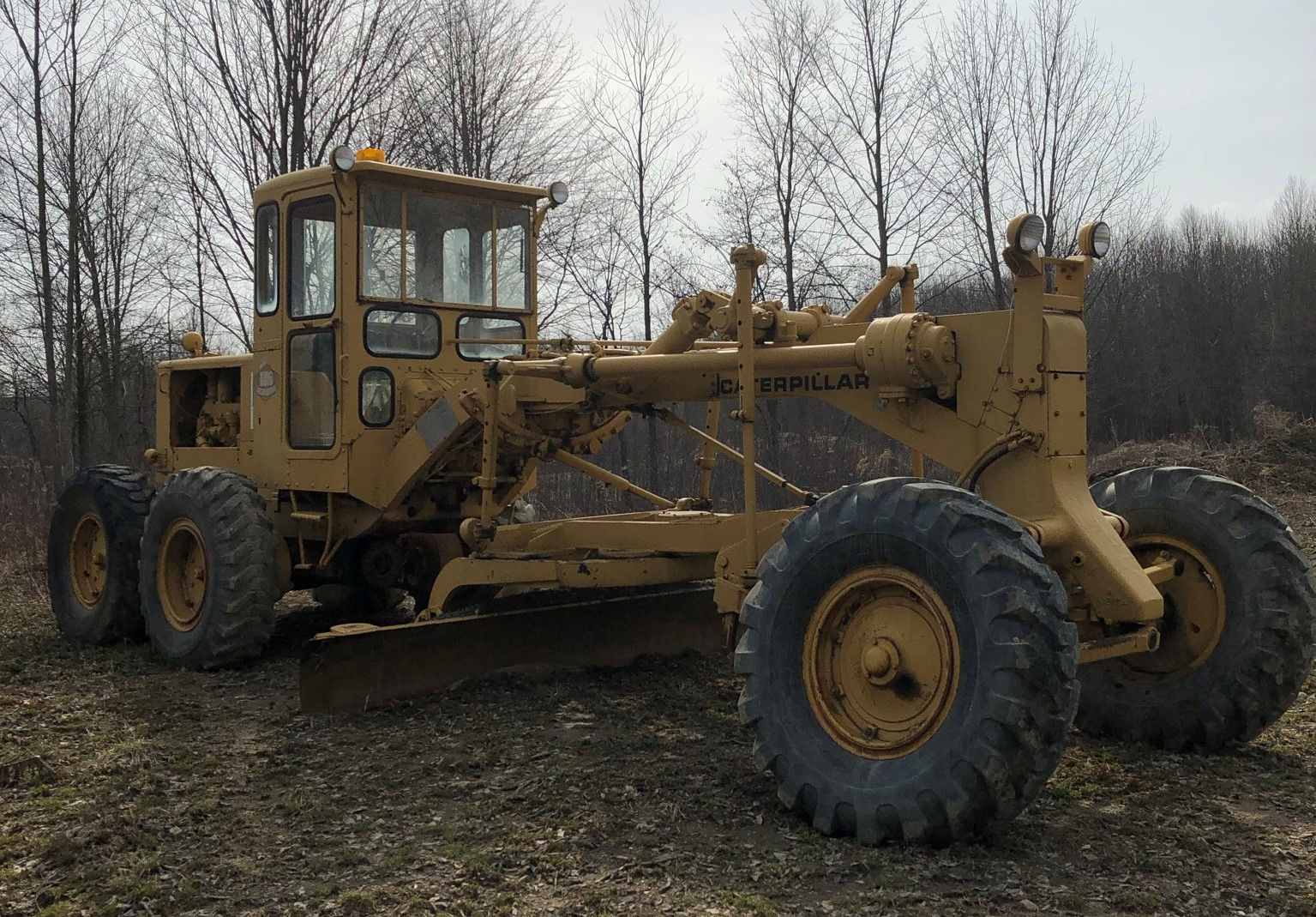 1967 CATERPILLAR 12F MOTOR GRADER