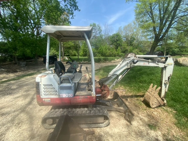 2006 TAKEUCHI TB016