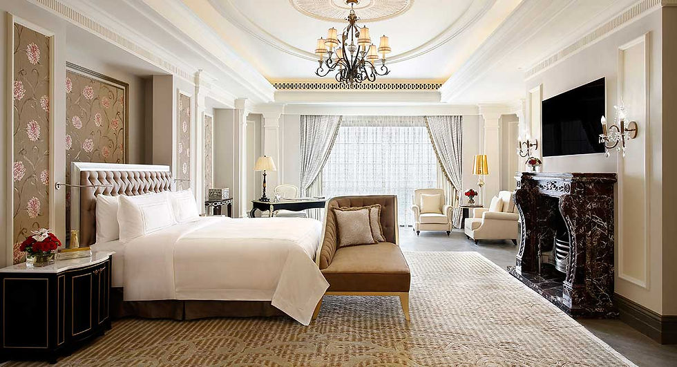 Habtoor-Palace-Dubai-Sir-Winston-Churchill-Suite-Large-Master-Bedroom