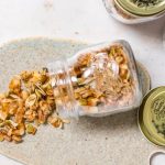 Keto granola maken met lekkere coco crunch ketogeen dieet
