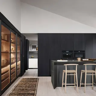 Кухонный остров Thea с мраморной столешницей от Arclinea купить в наличии в Москве в Altagamma