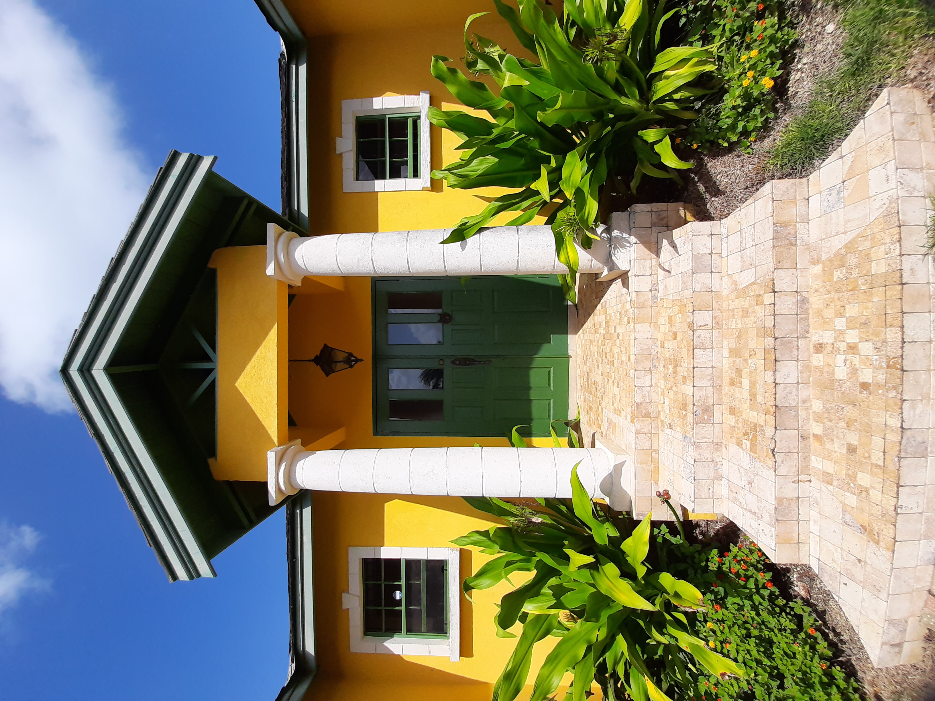 EMERALD LIVING | Pleasant Hall, St. Peter
