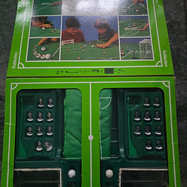 Popular Collectors Football teams Game following the trends.