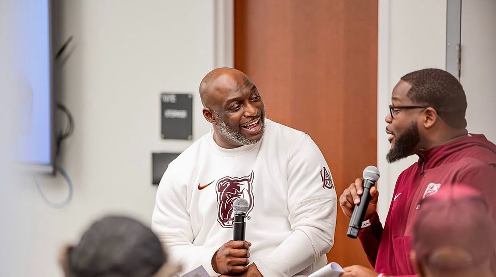 Coach Chris Shelling and Abreon Scott