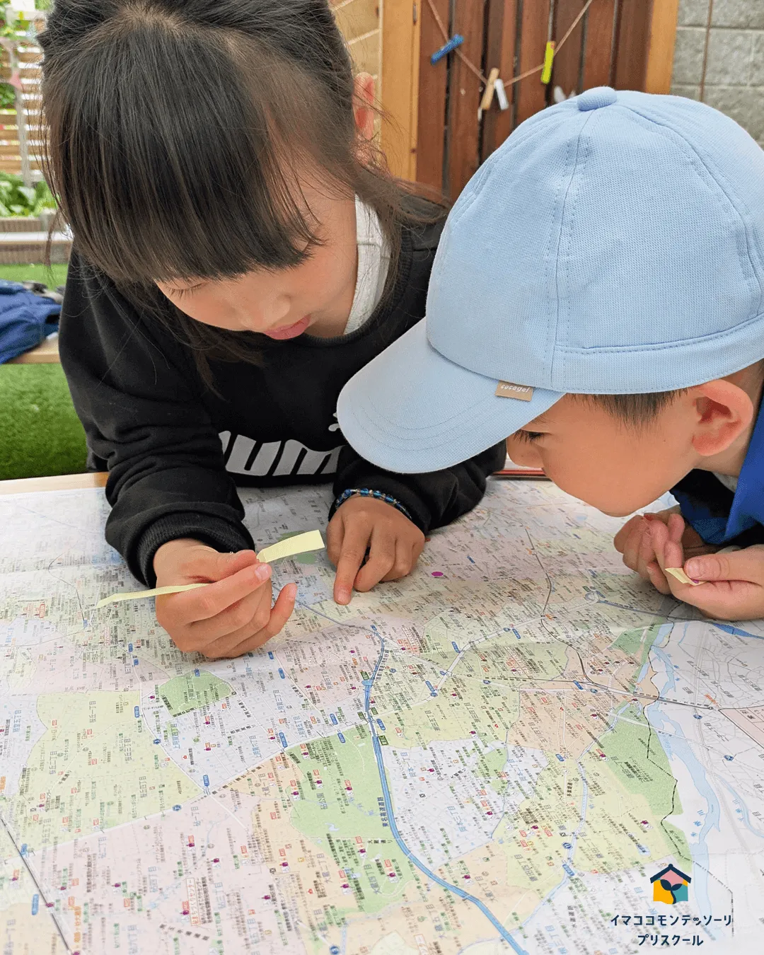 モンテッソーリ園マップ制作・地図を確認中