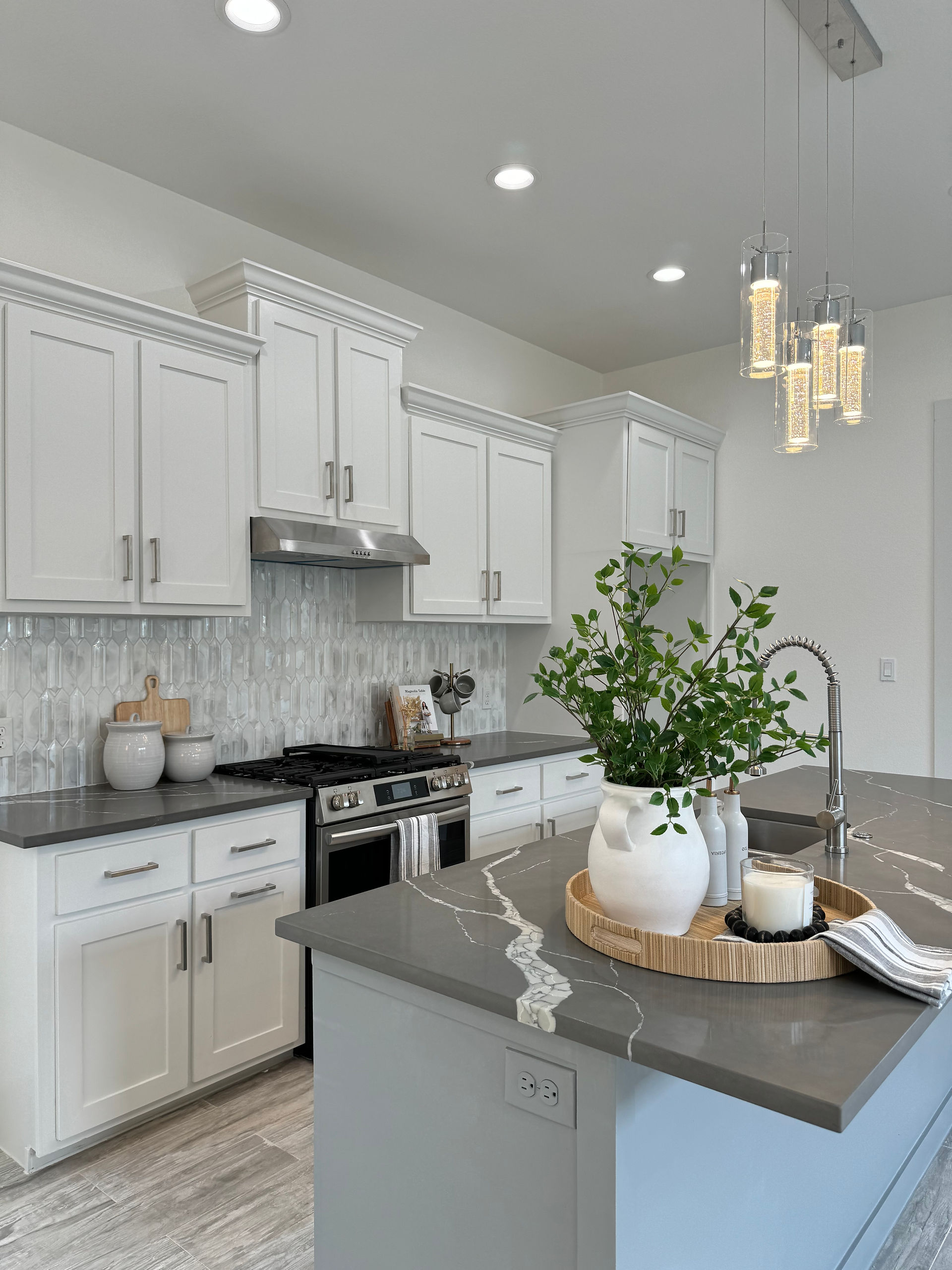 Light Staging Angie Farish