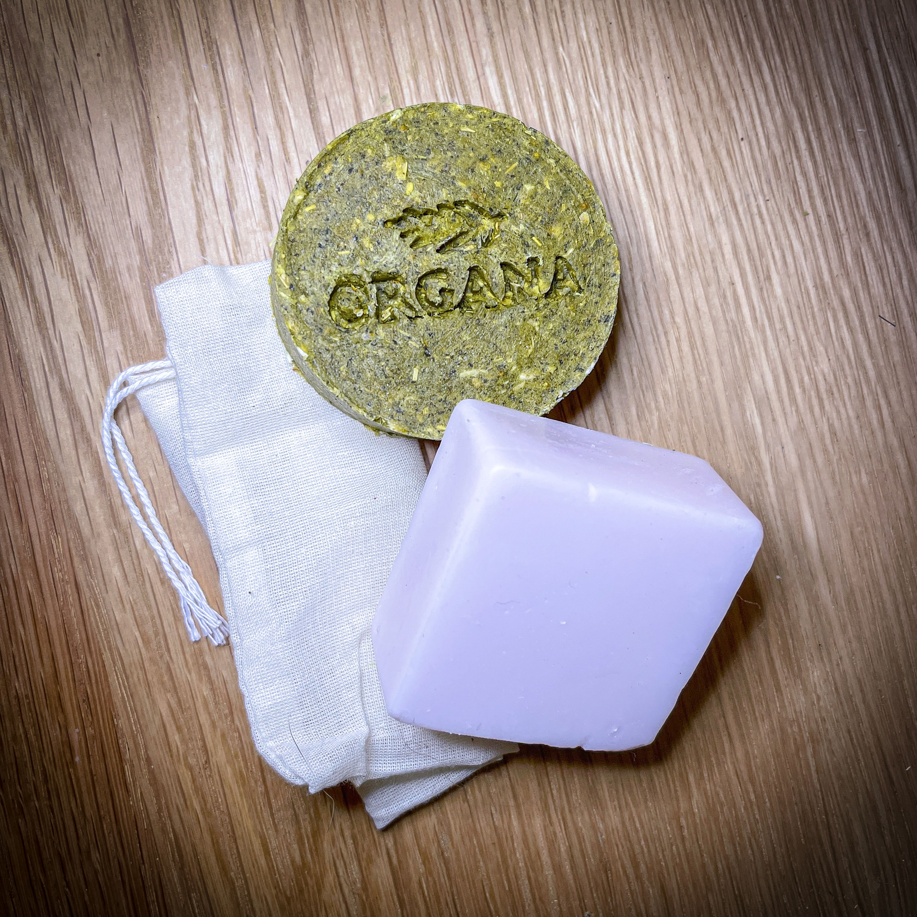 Pack de Shampoo de Ortiga y Acondicionador de Karite + Bolsita de muselina