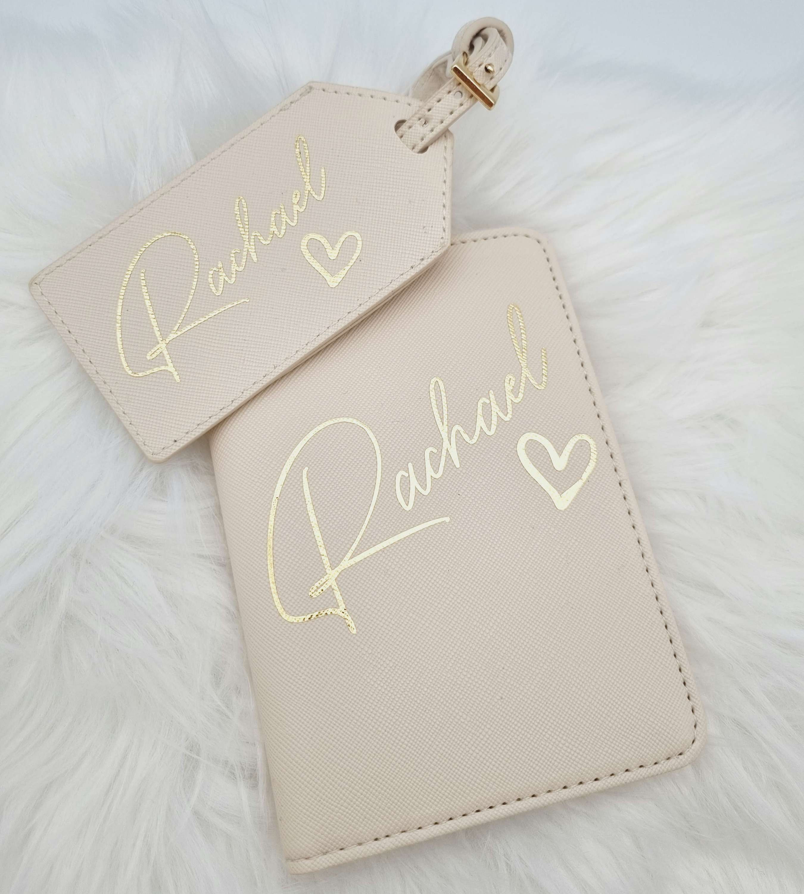 Personalised travel set