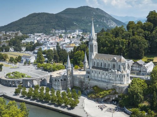 202 LOURDES...