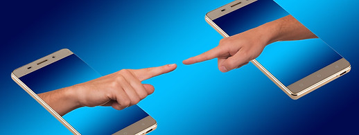 smartphone-2300176_1920.jpg