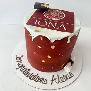 Graduation Cake (school logo & colors of choice)