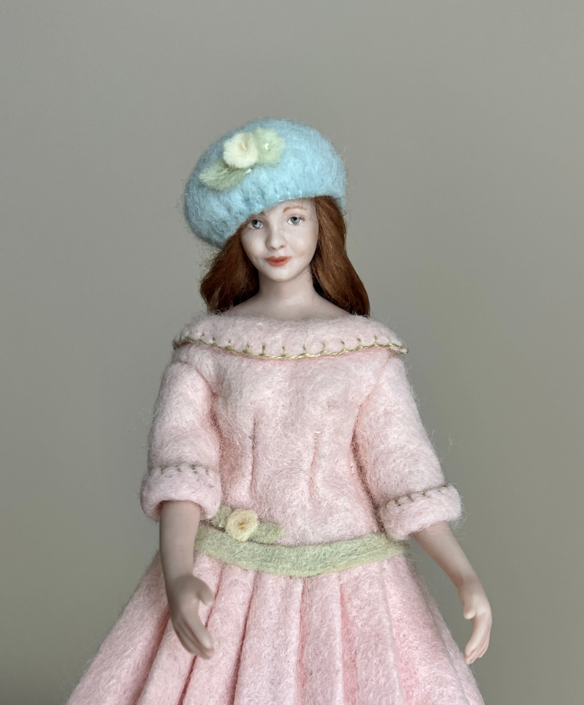 Ladies’ Wool Felt Blue Floral Beret 
