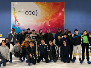 Salida de Navidad a la Pista de hielo de los alumnos del Colegio Seminario Menor.