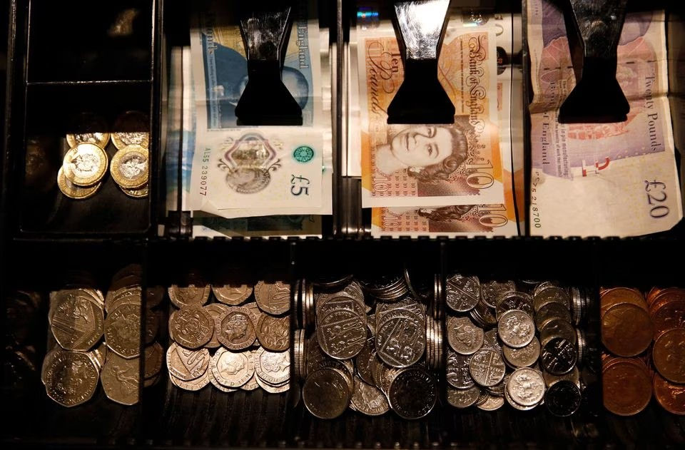 Pelo Mundo | Moedas