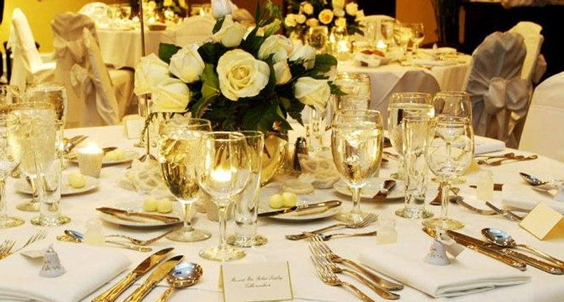 Formal dining etiquette and manners