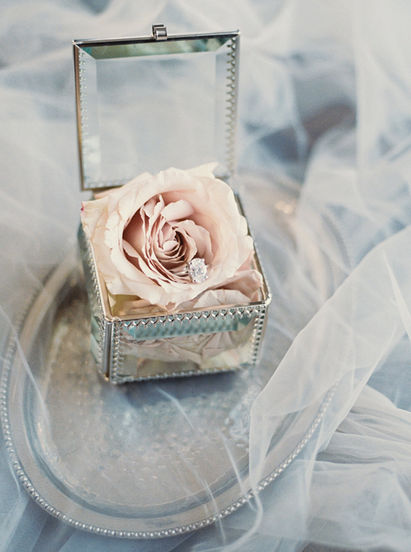 5 Reasons To Plan A Destination Engagement Session | Destination Wedding Planning