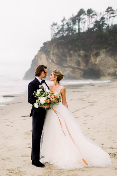 Oregon Coast Adventure Elopement Inspiration | Destination Wedding Planner
