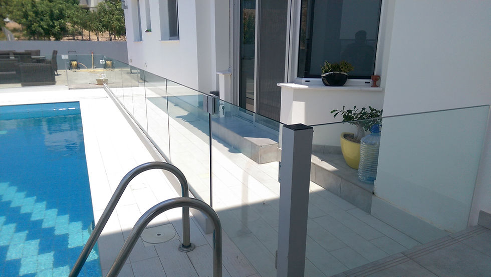 Aluminium Base with Glass