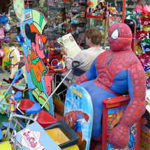 Toulon
Spiderman
Jouets
CortoSalto