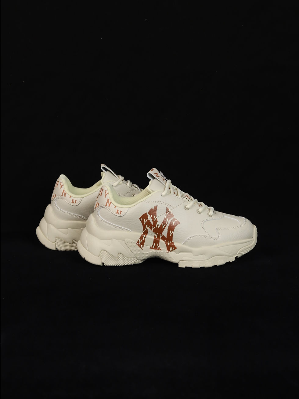 Thumbnail: Yankees Athletic and Casual Shoes