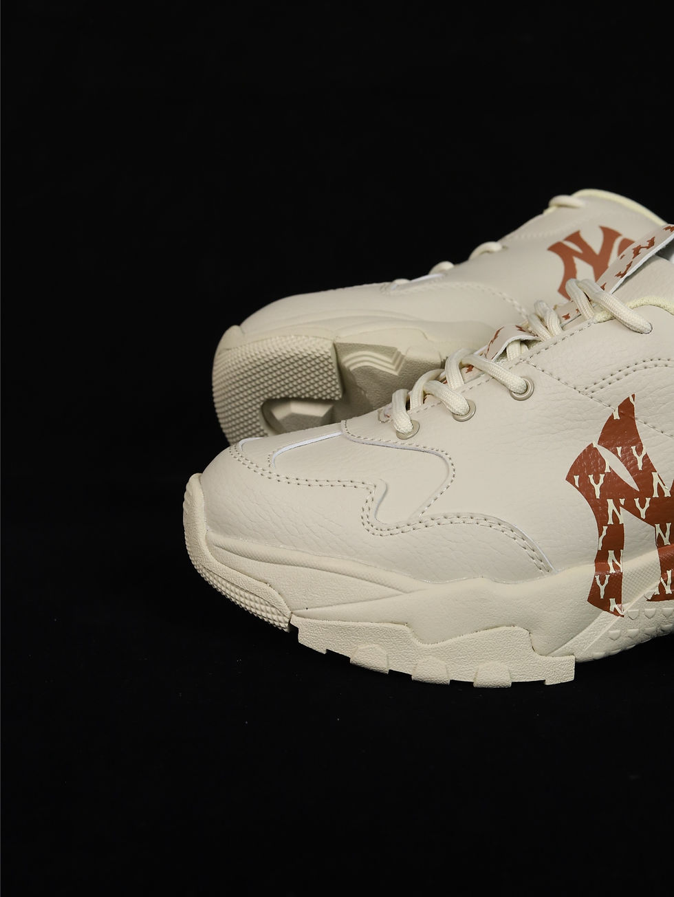Thumbnail: Yankees Athletic and Casual Shoes