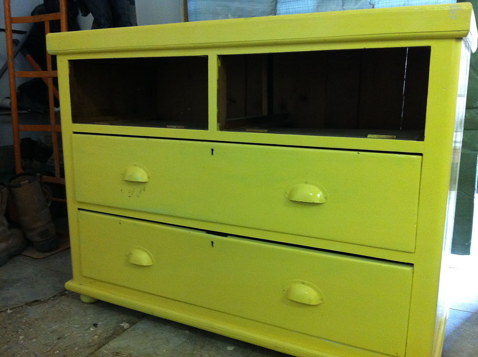 Chest of drawers - Before