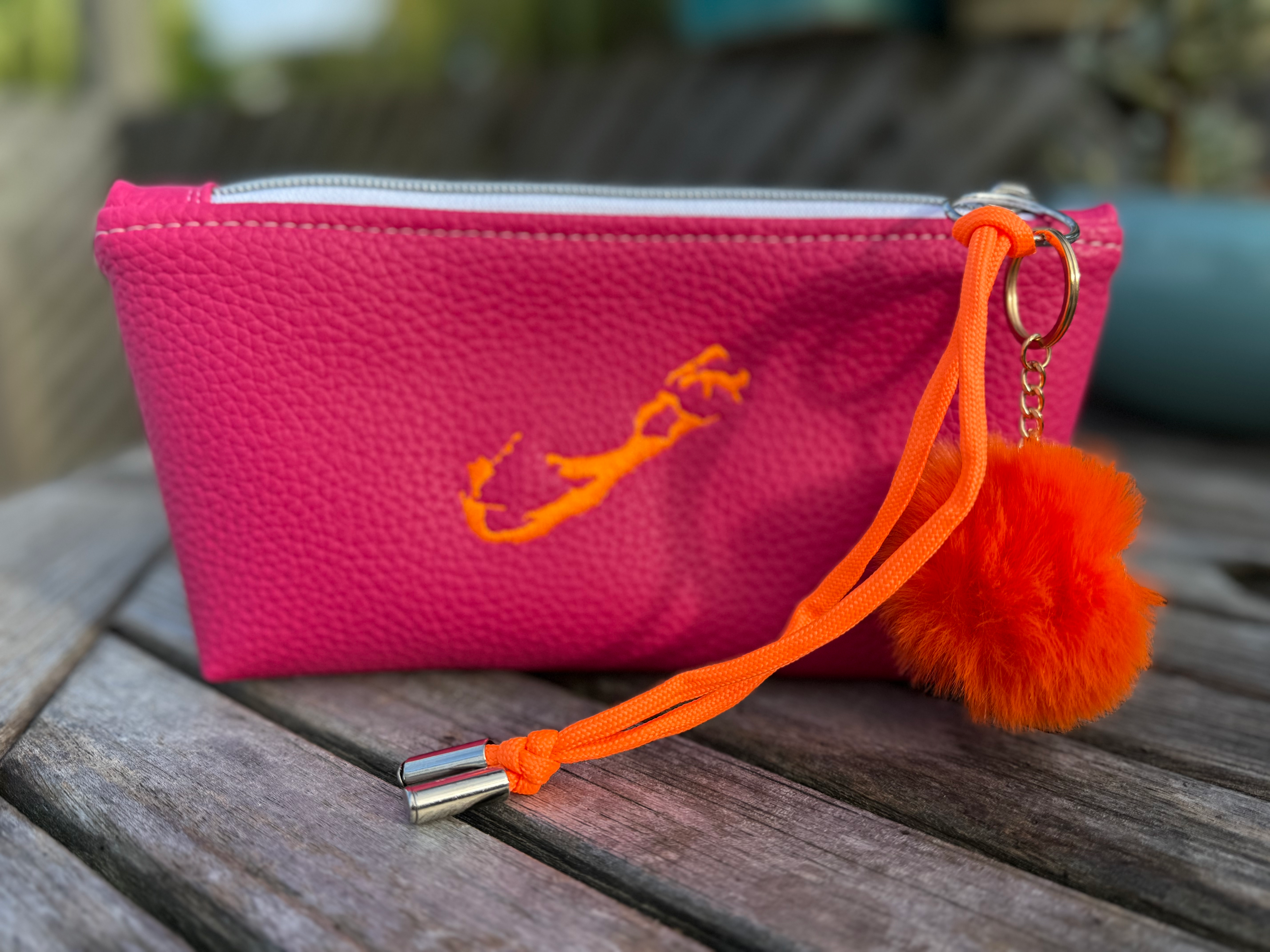 Sol Rose pink ACEGIRL & Bermuda map vegan leather clut