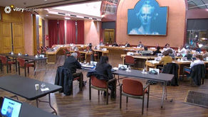 Une incroyable non-discussion budgétaire au Conseil Municipal de Vitry. 