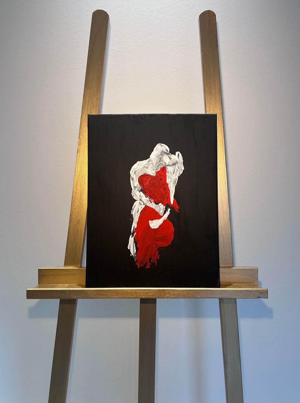 L’amour véritable va au-delà de l’apparence physique. Il réside dans une connexion intérieure profonde, fondée sur la complicité, la compréhension et l’acceptation mutuelle. Les normes sociales imposent souvent des critères superficiels, mais l’amour authentique se nourrit des émotions, des valeurs partagées et de la capacité à s’accepter pleinement. Ce lien sincère, qui dépasse les imperfections extérieures, est ce qui permet à l’amour de durer et de se renforcer avec le temps, indépendamment de l’apparence.
30x40 acrylique