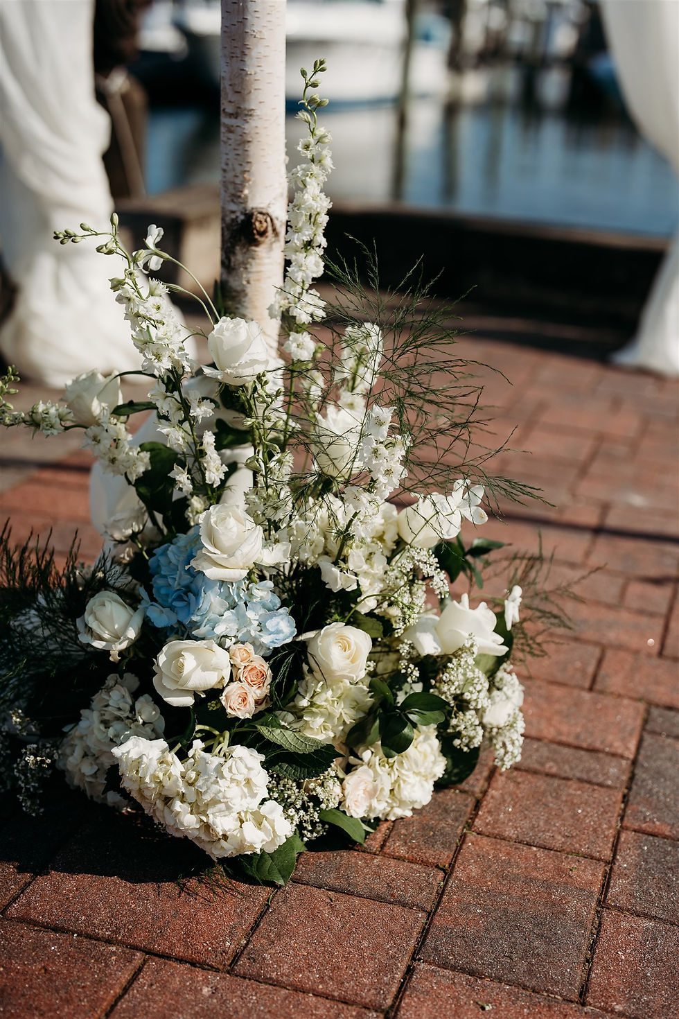 connecticut weddings, ct weddings, connecticut brides, ct floral design, ct wedding rentals, summer wedding, June wedding, saybrook point inn, old saybrook ct, relaxed wedding, seaside wedding, new England wedding, bridal bouquet, grooms boutonniere, blue hydrangea, wedding ceremony, ceremony, marina, chuppah, jewish wedding, jewish ceremony, reception decor