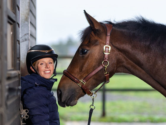 Gillian Higgins in Conversation with Ros Canter