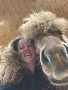 Gillian Higgins and icelandic horse