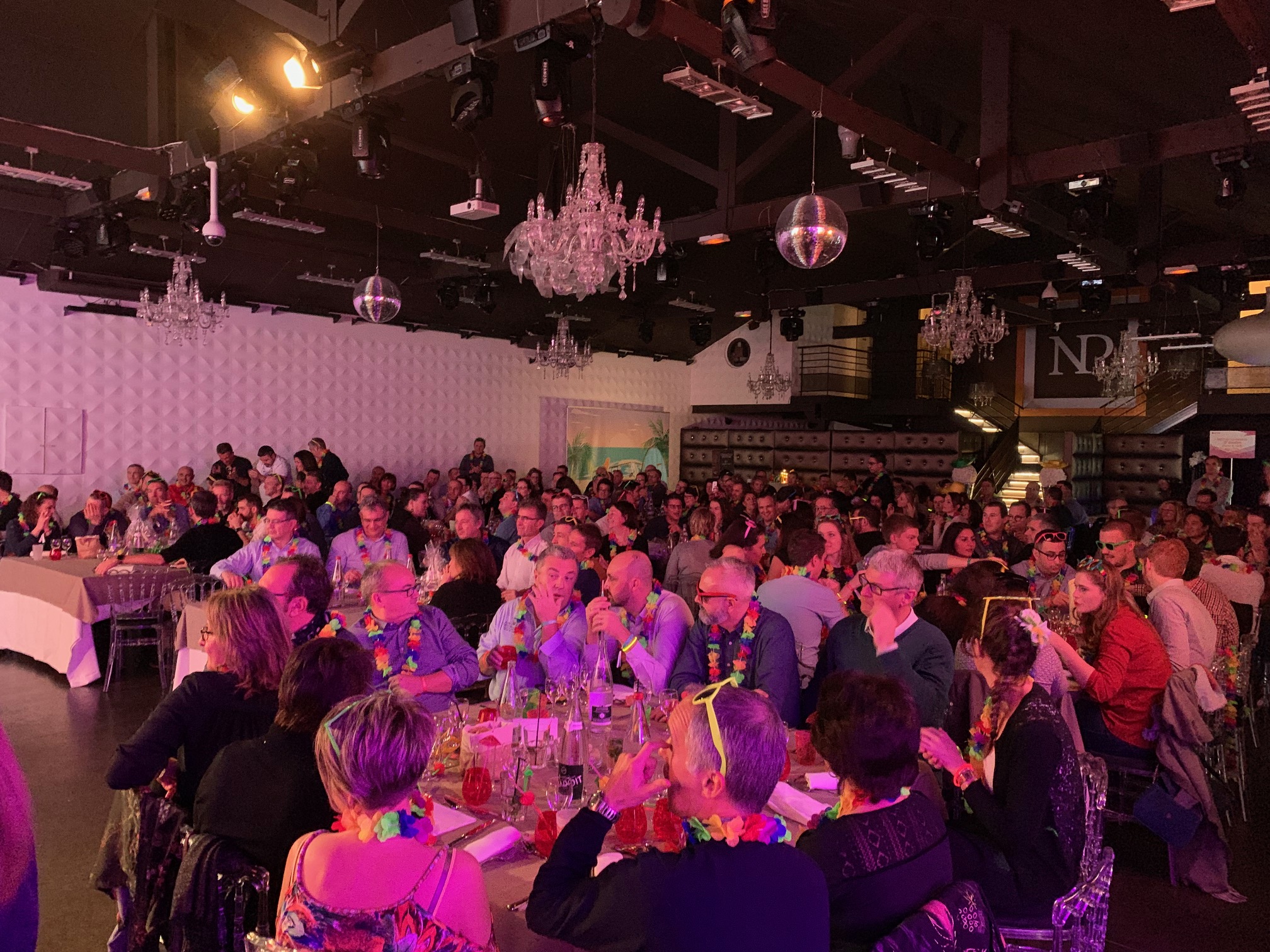 Scarica Gratis Images Team Building Marseille Animation Quizz Loisirs Provence Events le plus cool par