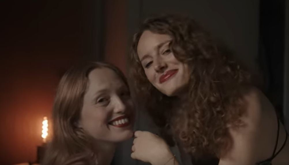 Chloe Review | Film Reviews