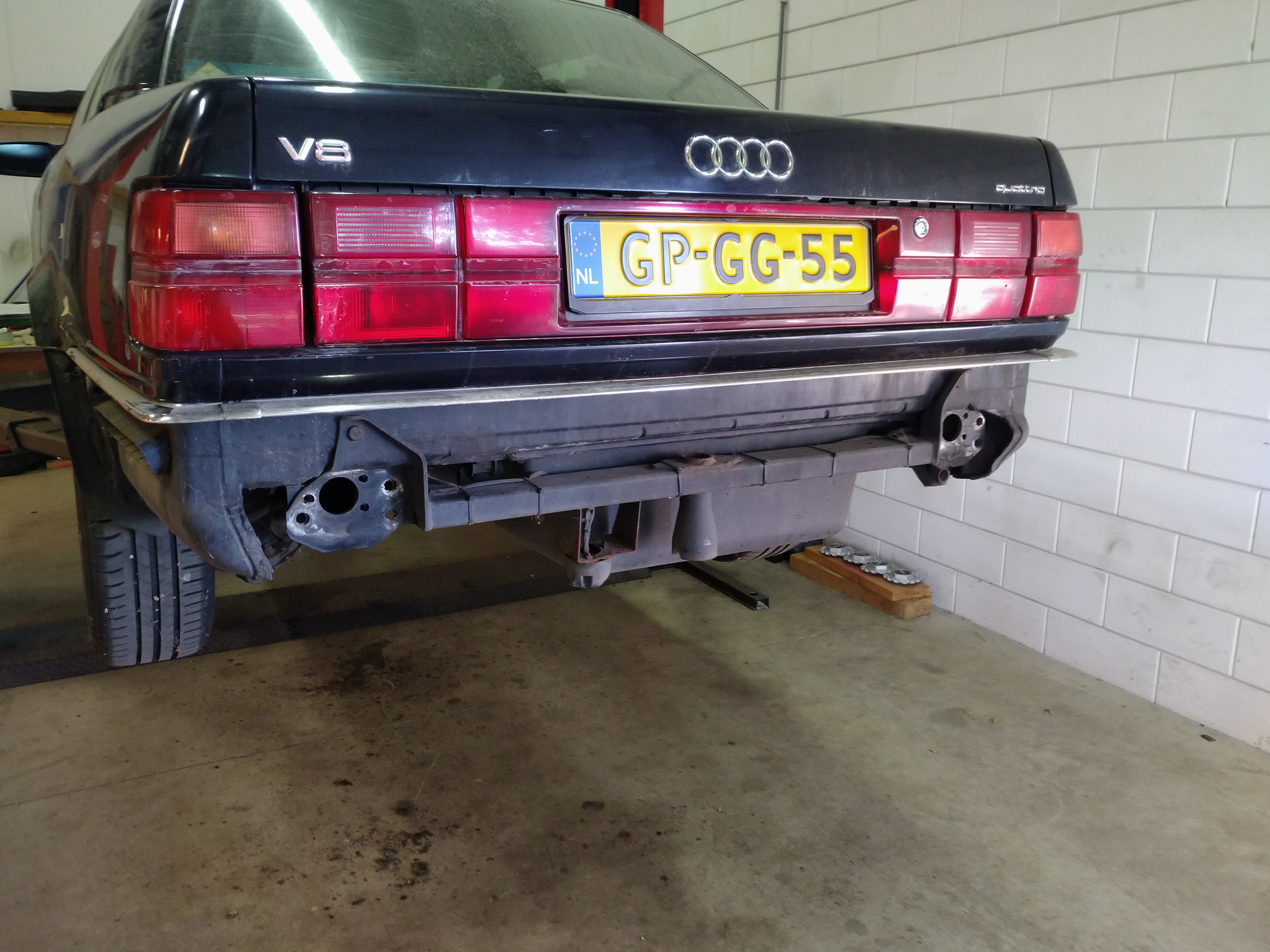 Audi 4.2 V8 D11