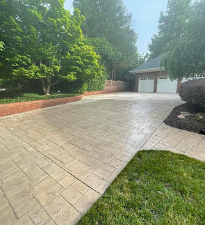 driveway 1.jpg