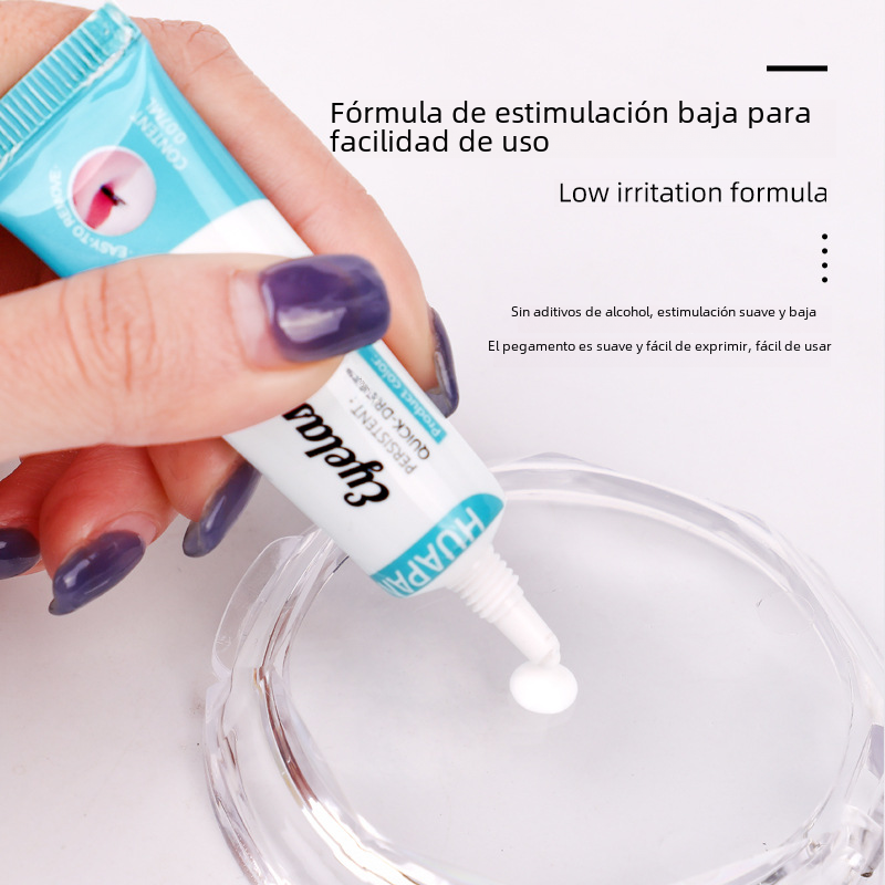 Miniatura: Gentle Waterproof Eyelash Glue for Natural Look