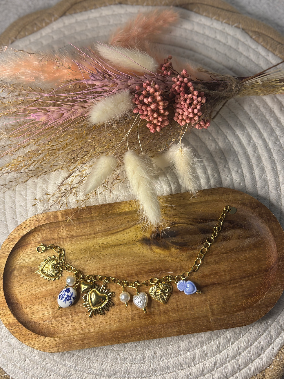 Miniature : Collier chaîne dorée breloques bleues