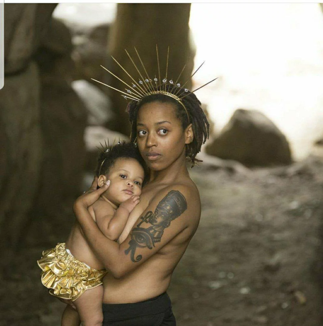 Breastfeeding Photoshoot
