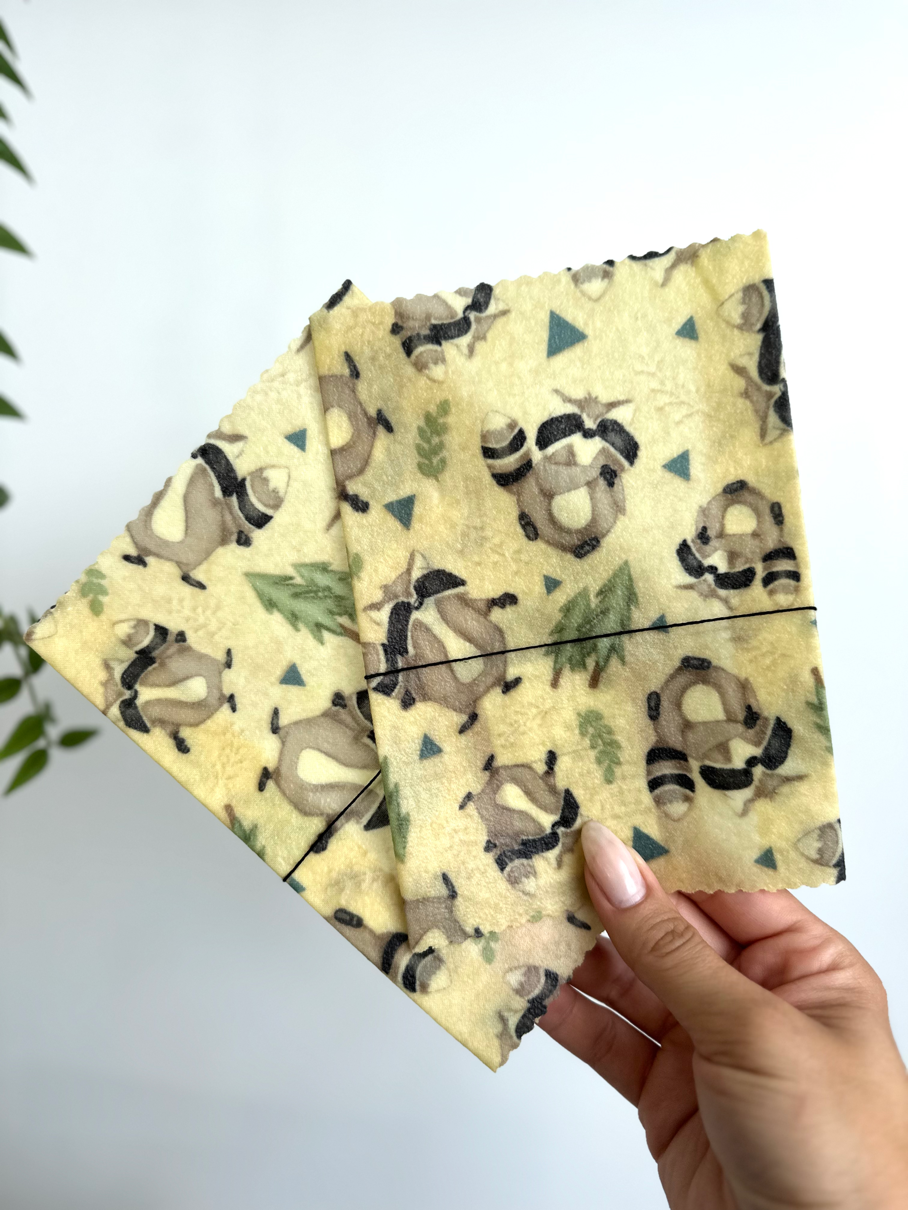 Racoon Beeswax Wrap - 7"x7" Square and 6" Round