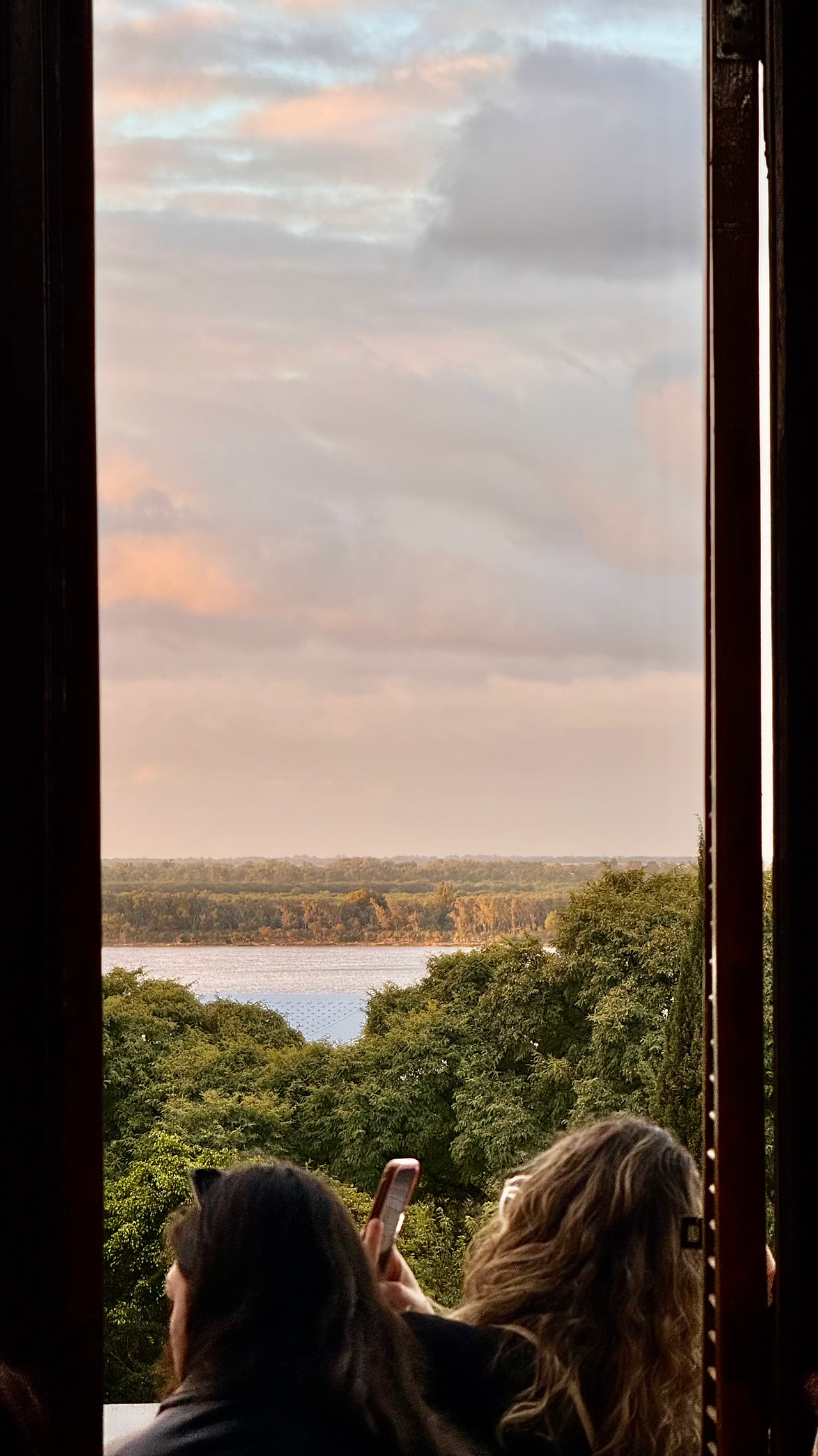 Golden hour Hotel internacional - Liceo Avellaneda