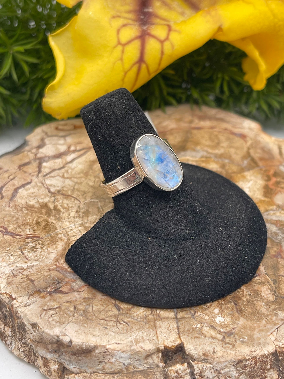 Thumbnail: Rainbow Moonstone Sterling Silver size 7.5